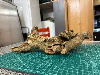 Tronco decorativo para acuario