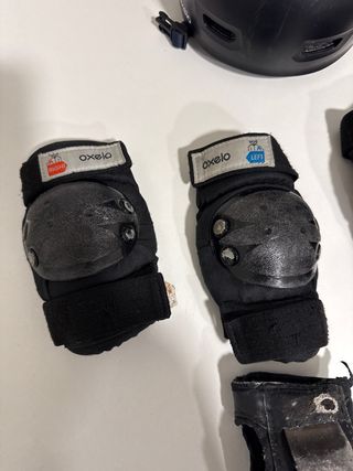 Casco y protecciones patinaje, scooter y patinete