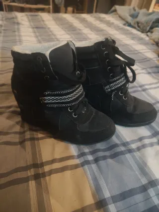 Botines negros y plateados mujer