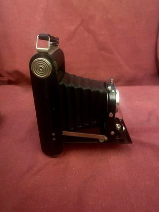 Câmera Kodak Six-20 Brownie