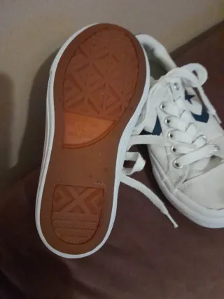 Deportivas blancas niño/niña talla 29