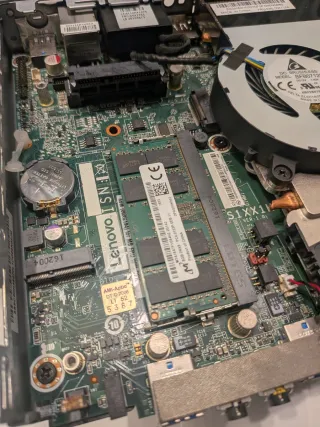 Lenovo ThinkCentre M700 i3-6100T 8GB RAM 128GB SSD