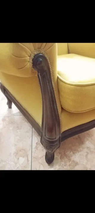 Sillón Orejero Retapizado Tela y Madera