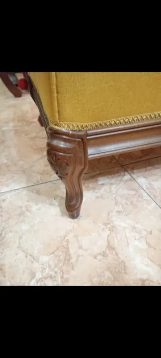 Sillón Orejero Retapizado Tela y Madera