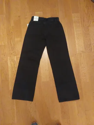 Tejanos negros talla 38 Bershka