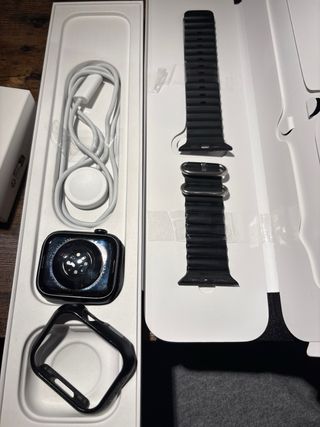 Apple Watch 8 Negro - Pantalla Rayada