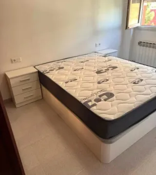 Canapé de tela blanco