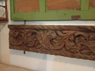 Viga madera tallada artesanalmente  Siglo catapum