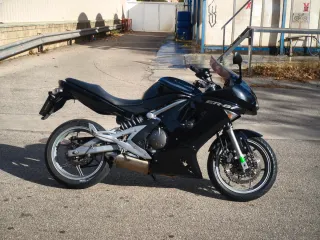 Kawasaki ER6F 2007 Negra