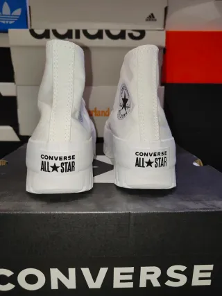 Converse Chuck Taylor Lugged 2.0 T.39 Nuevas