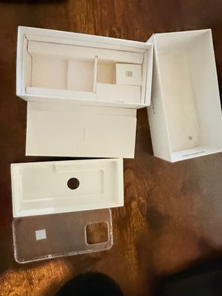 Scatola Xiaomi 13 + Custodia Protettiva