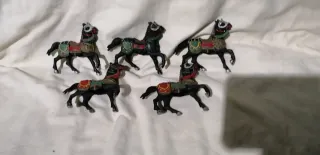 5 Antichi Soldatini Cavalli (D. Jaime)