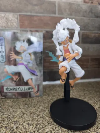 Figura Monkey D. Luffy Gear 5