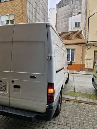 Ford Transit 330 2002