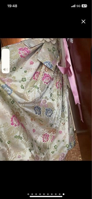 Traje de Fallera Blanco Roto y Rosa