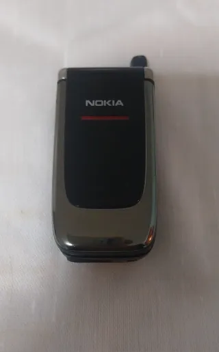 Teléfono Móvil Nokia Negro y Plateado