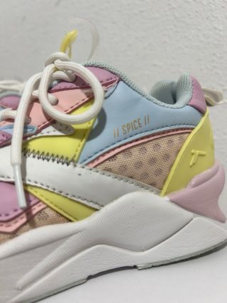 Zapatillas deportivas multicolor talla 35