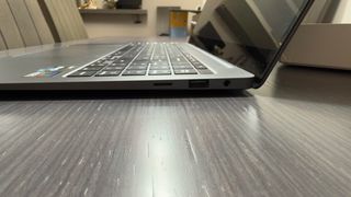 Portátil Samsung Galaxy Book 3 Pro Gris