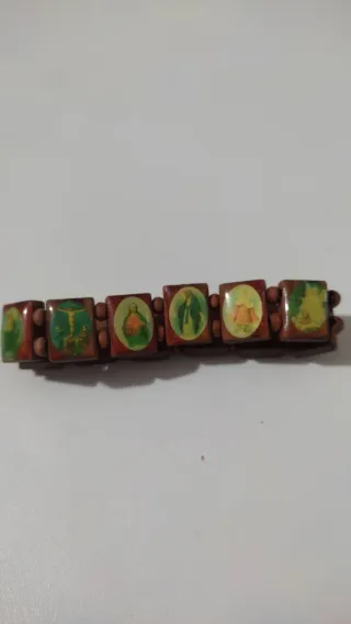 Pulsera religiosa