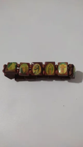 Pulsera religiosa