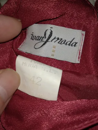 Vestido oriental rojo para mujer.