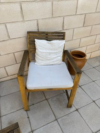 sillas banco y mesa de jardín