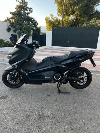 Yamaha Tmax 530 2019 Negra
