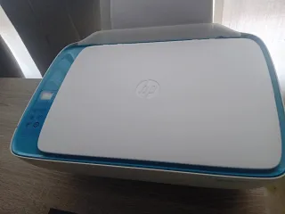 Impresora HP Blanca y Azul