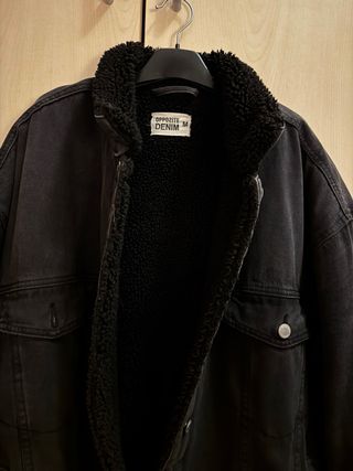 Chaqueta vaquera negra forrada Talla M-L