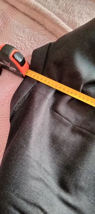 Traje de 3 piezas gris muy buen estado.