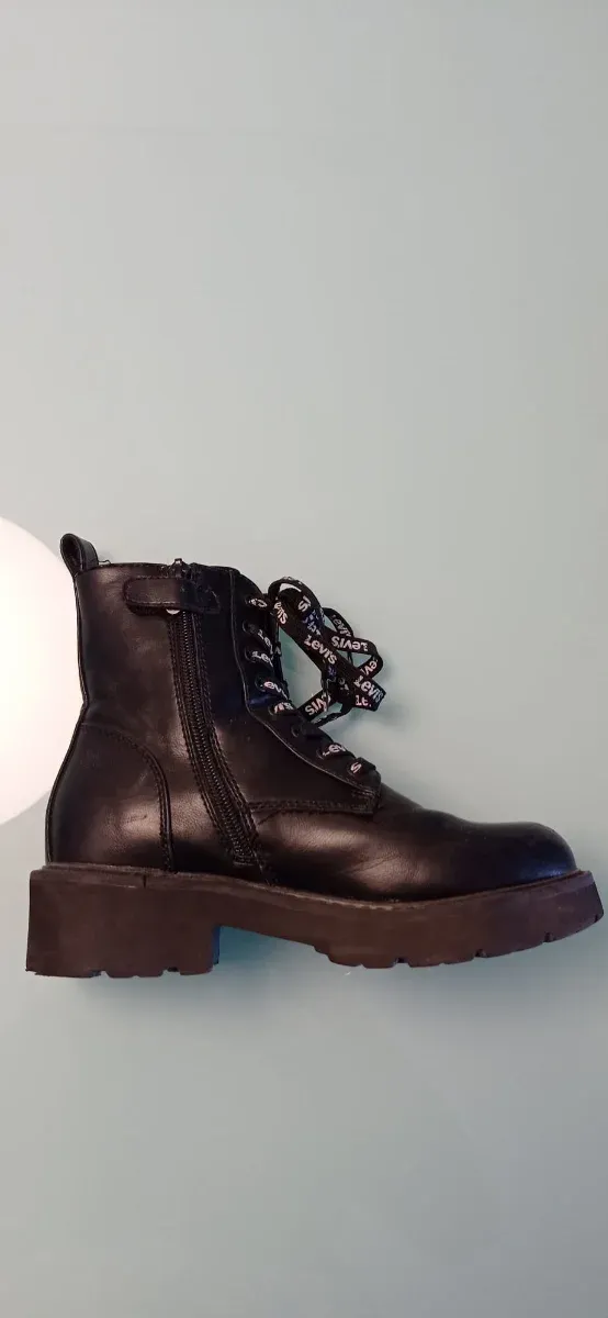 Botas Levi's Negras