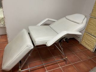 Cama masajista reclinable