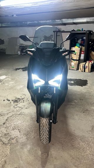Yamaha Xmax 125 - Marzo 2025