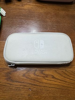 Custodia ufficiale Nintendo Switch Lite grigia