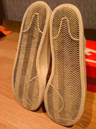 Nike Blazer Mid '77 Talla 45