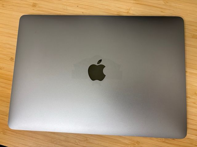 MacBook Pro 13”