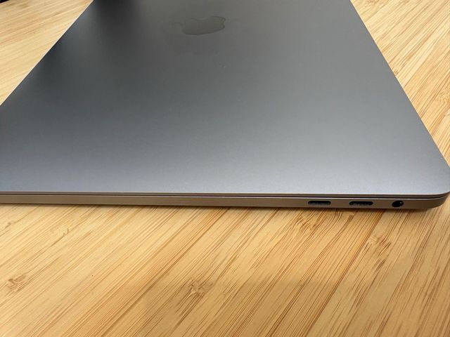 MacBook Pro 13”