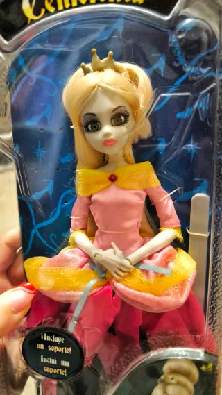 Bambole Principesse Zombie Disney