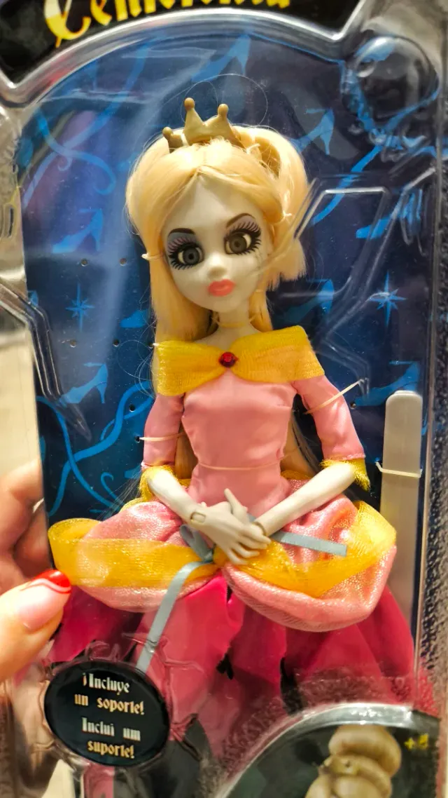 Muñecas Princesas Zombies Disney