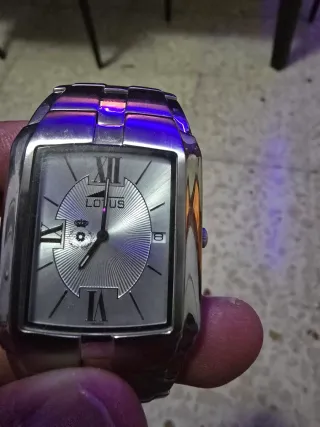 Reloj Lotus Plata