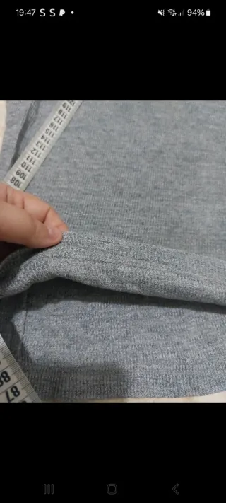 Maglioncino con cappuccio grigio