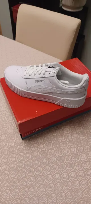 Zapatillas Puma Carina L