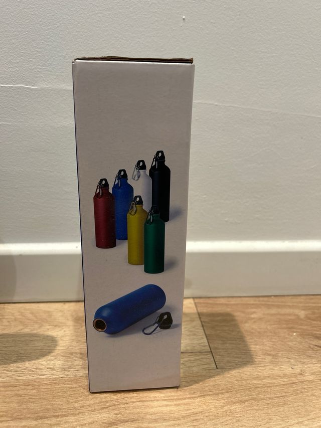 Botella de agua azul 600ml