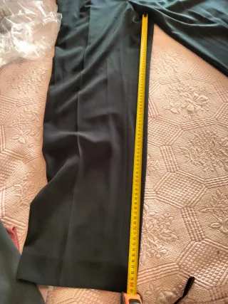 Pantalón de vestir hombre azul oscuro.