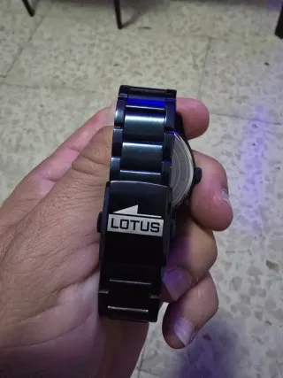 Reloj Lotus Negro y Azul