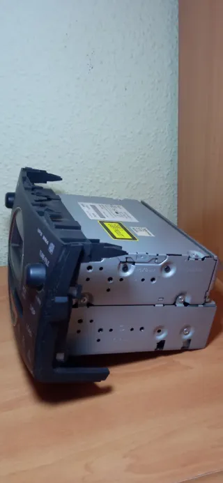 Sistema de audio Radio CD Toyota RAV4 8612042220
