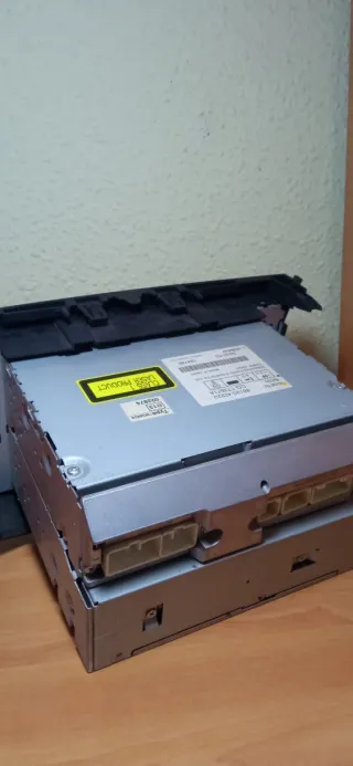 Sistema de audio Radio CD Toyota RAV4 8612042220