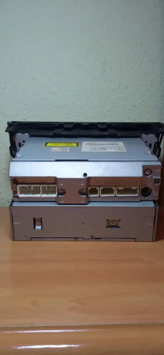 Sistema de audio Radio CD Toyota RAV4 8612042220