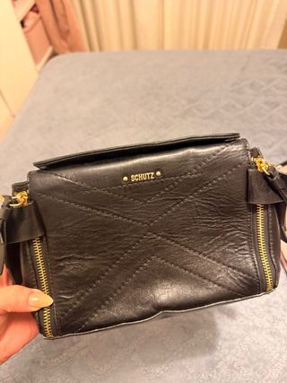 Bolso Piel Schutz Negro