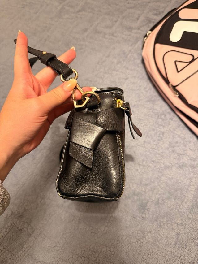 Bolso Piel Schutz Negro